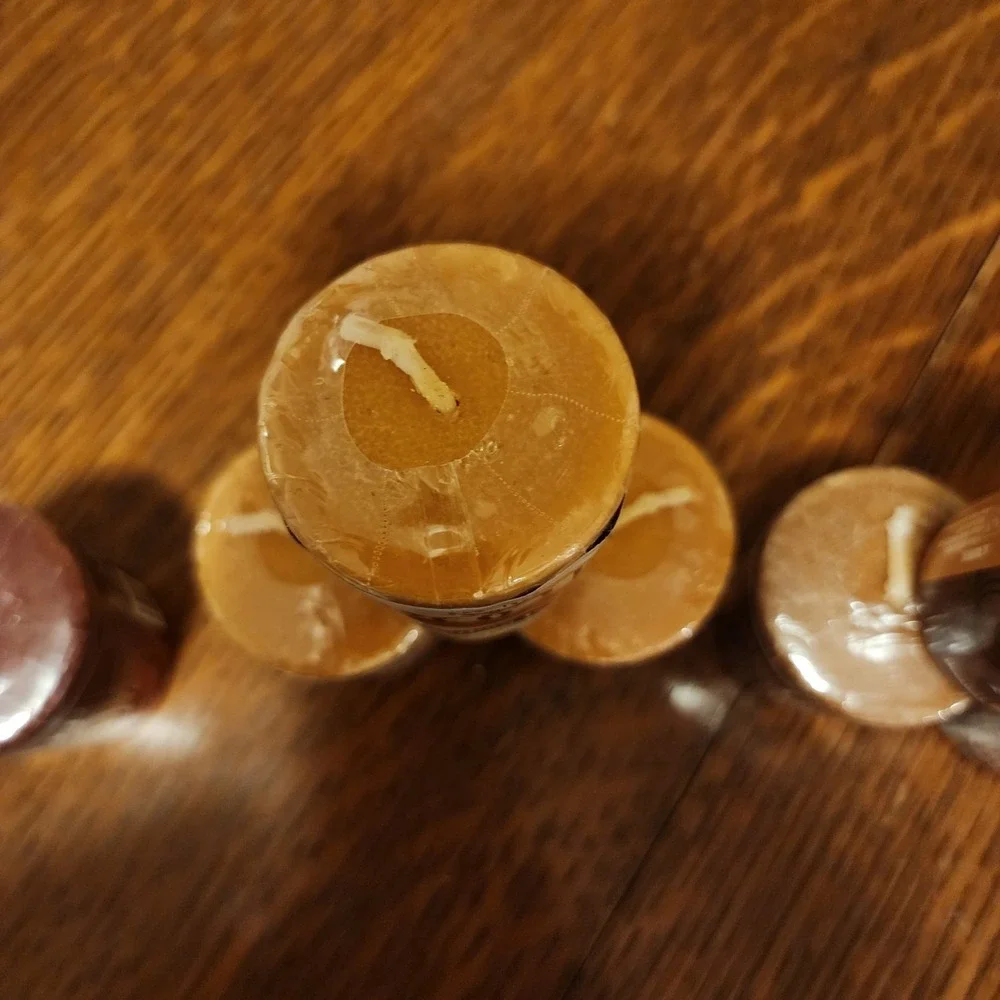 Root 20-Hour Votive‎ Candles Set of 8